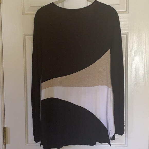 Tunic - Picture 5 of 5